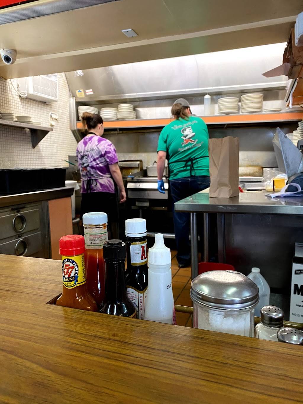 Brownies Hamburger Stand | restaurant | 2130 S Harvard Ave, Tulsa, OK 74114, USA | 9187440320 OR +1 918-744-0320