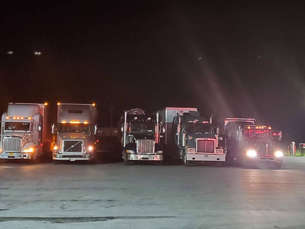 Queensbury Truck & Pizza Stop Restaurant | meal delivery | 985 NY-149, Queensbury, NY 12804, USA | 5187416385 OR +1 518-741-6385