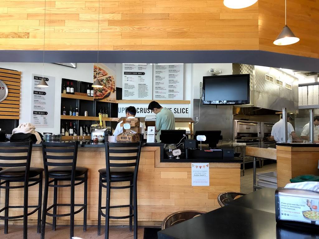 The Upper Crust Pizzeria | restaurant | 41 Waltham St, Lexington, MA 02421, USA | 7812740089 OR +1 781-274-0089