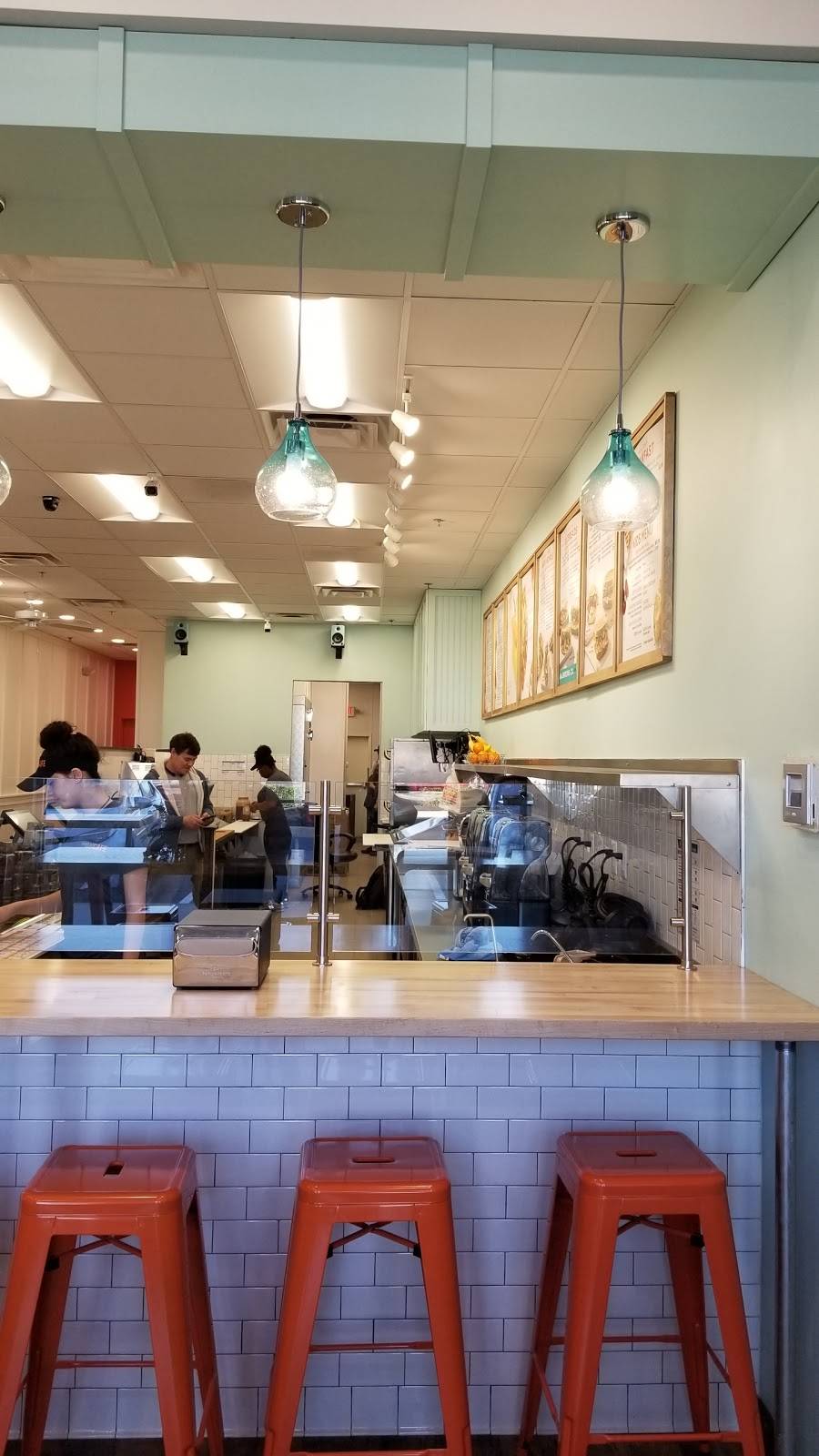 Tropical Smoothie Cafe | restaurant | 3991 Pickett Road, Fairfax, VA 22031, USA | 7032723535 OR +1 703-272-3535