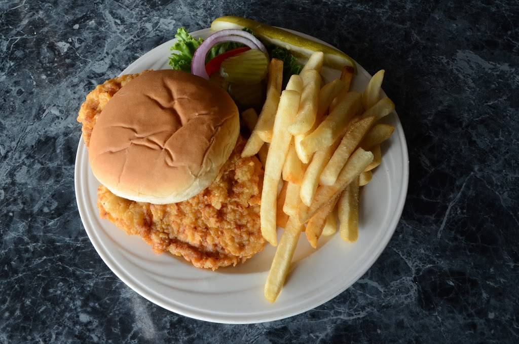 The Bank Restaurant | restaurant | 110 E State St, Pendleton, IN 46064, USA | 7657781446 OR +1 765-778-1446