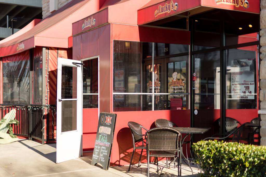 Luckys Burger & Brew Brookhaven | restaurant | 305 Brookhaven Ave #1250, Brookhaven, GA 30319, USA | 6787051713 OR +1 678-705-1713