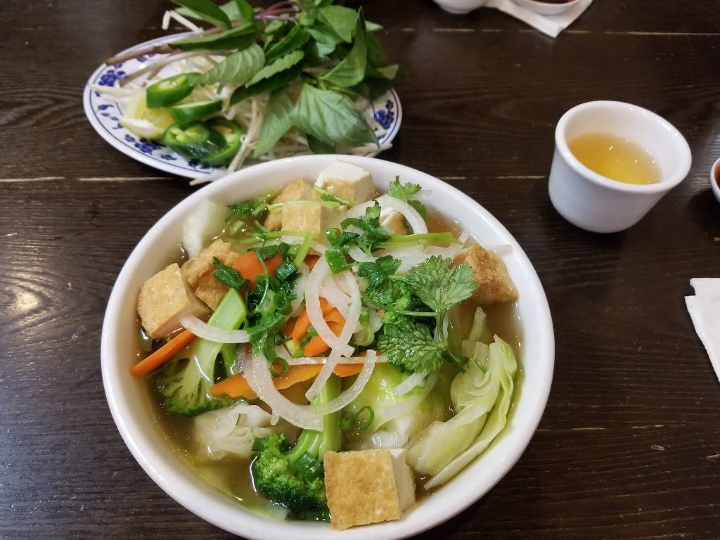 Pho Huong Vietnamese Restaurant | restaurant | 1954 Tully Rd, San Jose, CA 95122, USA | 4082237668 OR +1 408-223-7668