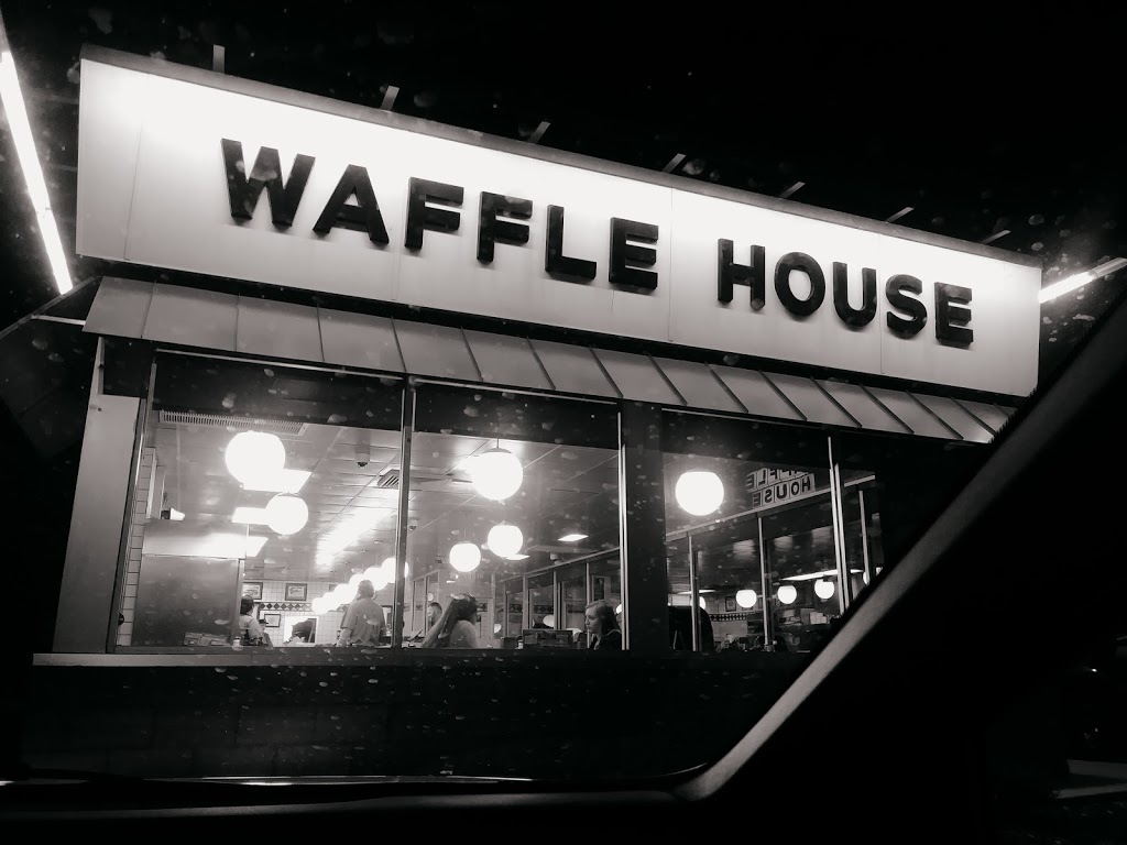 Waffle House | meal takeaway | 2662 Avalon Blvd, Milton, FL 32583, USA | 8509957257 OR +1 850-995-7257