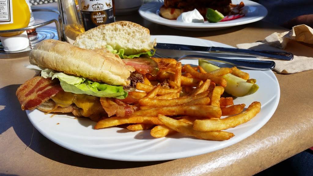 Davids Grill | restaurant | 6600 N Wingfield Pkwy, Sparks, NV 89436, USA | 7756261000 OR +1 775-626-1000