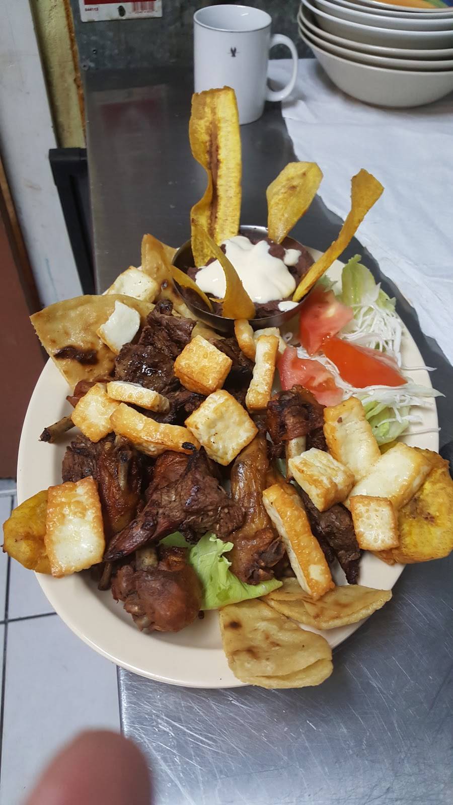 Sabor nica | restaurant | 610 W 29th St, Hialeah, FL 33012, USA | 7865425649 OR +1 786-542-5649