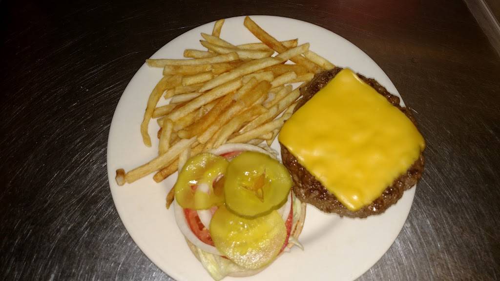 Belles Little Country Kitchen | restaurant | 210 W High St, Lebanon, TN 37087, USA | 6155476888 OR +1 615-547-6888