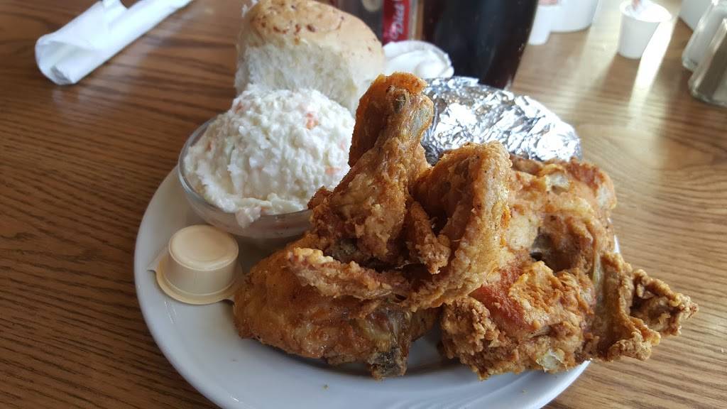 Anna Maes Bakery & Restaurant | restaurant | 4060 Perth County Line 72, Millbank, ON N0K 1L0, Canada | 5195954407 OR +1 519-595-4407