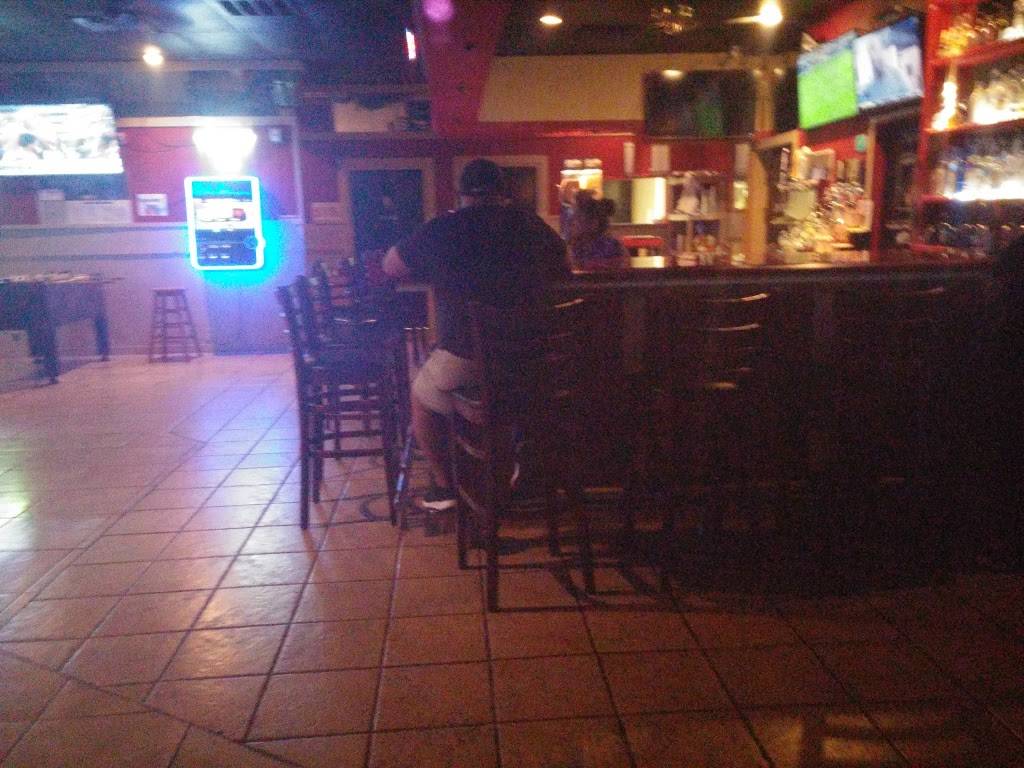 Mezcal Sports Bar & Grill | restaurant | 844 Secretary Dr, Arlington, TX 76015, USA | 8176425153 OR +1 817-642-5153