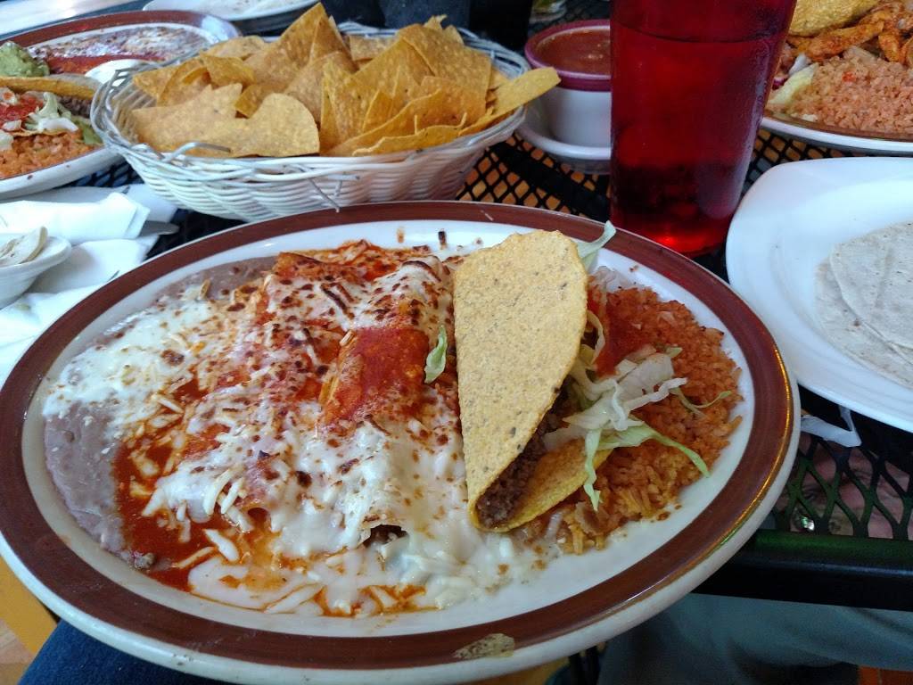 Hacienda | restaurant | 1700 NY-17M, Goshen, NY 10924, USA | 8452949795 OR +1 845-294-9795