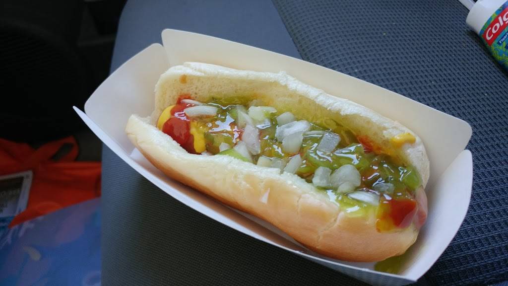 Sonic Drive-In | restaurant | 4305 Chambers Rd, Denver, CO 80239, USA | 3033710774 OR +1 303-371-0774