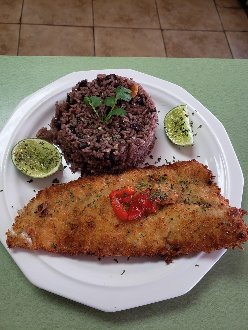 Tamalito Cubano restaurants | restaurant | 1095 W 29th St, Hialeah, FL 33012, USA | 7865024650 OR +1 786-502-4650