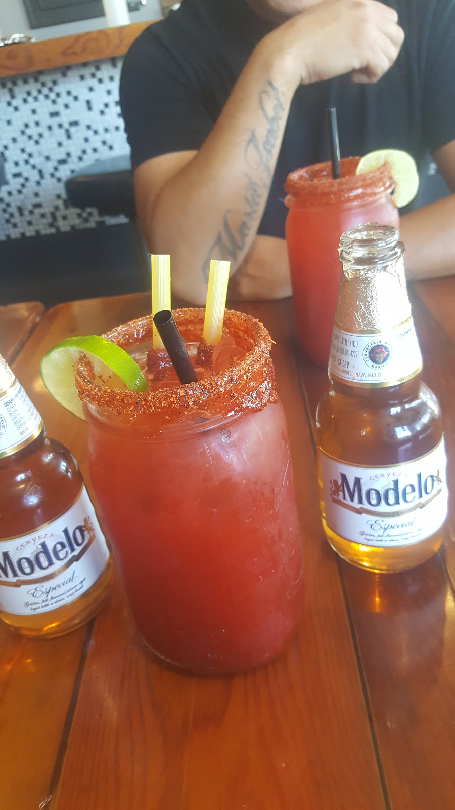 Javis Chicken and Churros | restaurant | 110 Wine Country Rd, Grandview, WA 98930, USA | 5092036052 OR +1 509-203-6052