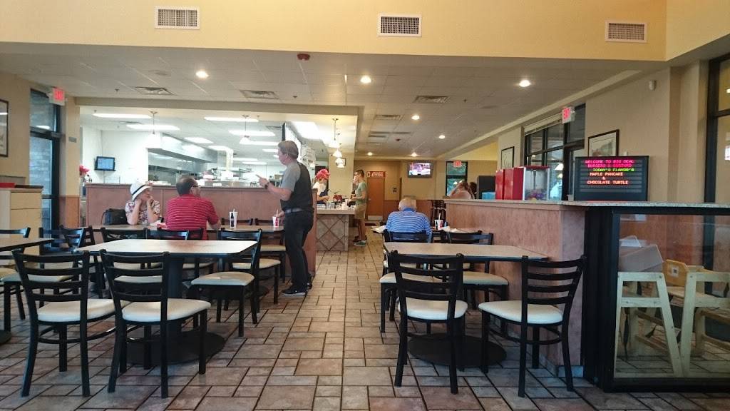 Big Deal Burgers & Custard | restaurant | 1440 S 84th St, West Allis, WI 53214, USA | 4147744000 OR +1 414-774-4000