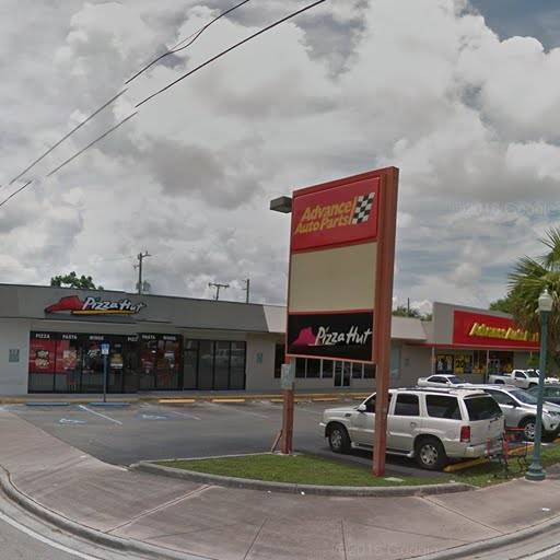 Pizza Hut | meal delivery | 6500 SW 8th St, Miami, FL 33144, USA | 3052671000 OR +1 305-267-1000