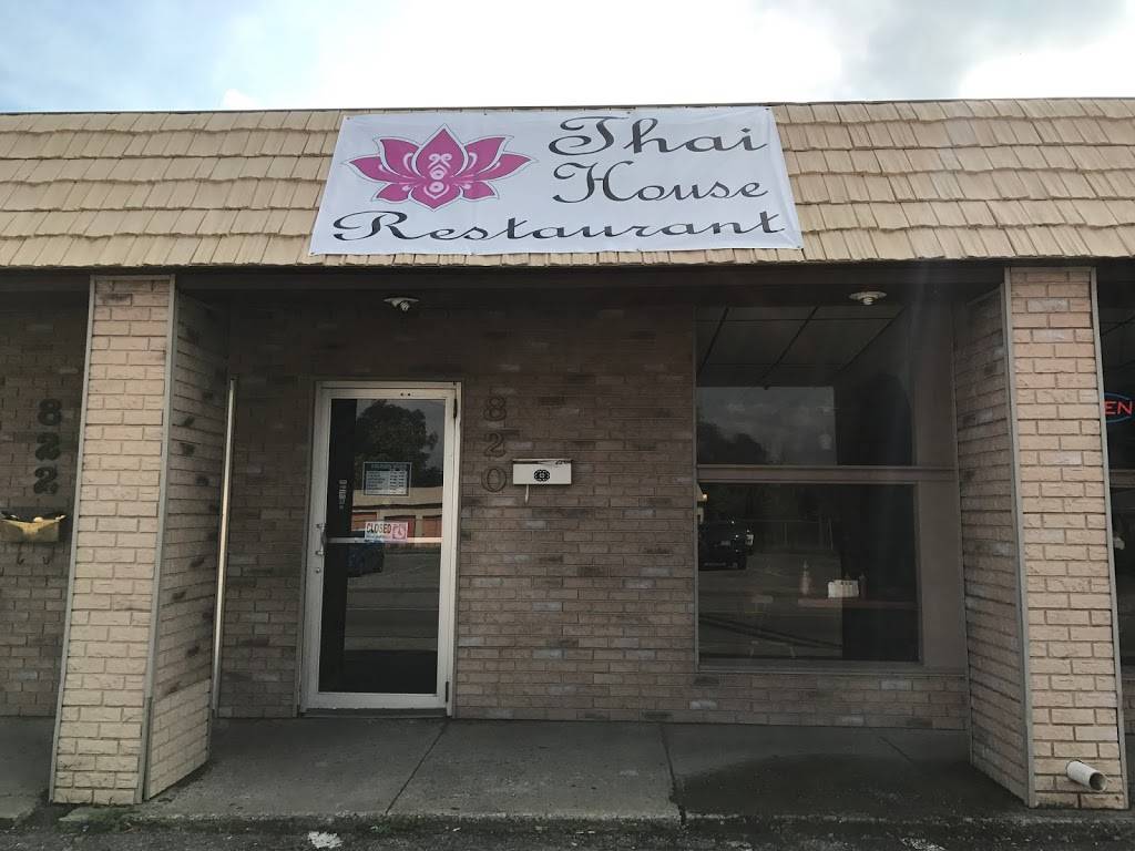 Thai House Restaurant | restaurant | 820 E Winona Ave, Warsaw, IN 46580, USA | 5742675988 OR +1 574-267-5988