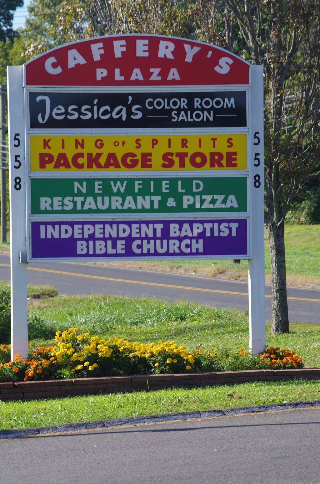 Newfield Pizza | restaurant | 558 Newfield St #4, Middletown, CT 06457, USA | 8607048244 OR +1 860-704-8244