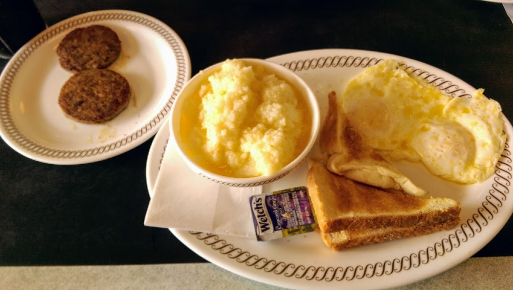 Waffle House | meal takeaway | 4045 Clay St, Vicksburg, MS 39183, USA | 6016384132 OR +1 601-638-4132