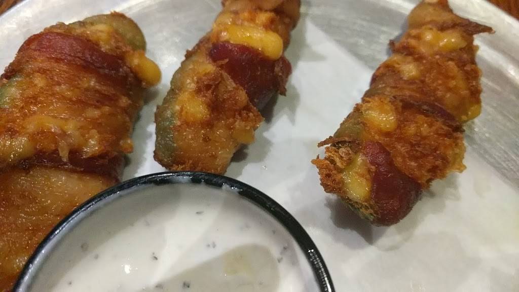 Republic Icehouse | restaurant | 3807 University Blvd, Tyler, TX 75701, USA | 9035045860 OR +1 903-504-5860