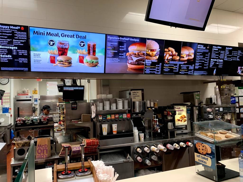 McDonalds | cafe | 30600 Dyer St, Union City, CA 94587, USA | 5104417741 OR +1 510-441-7741