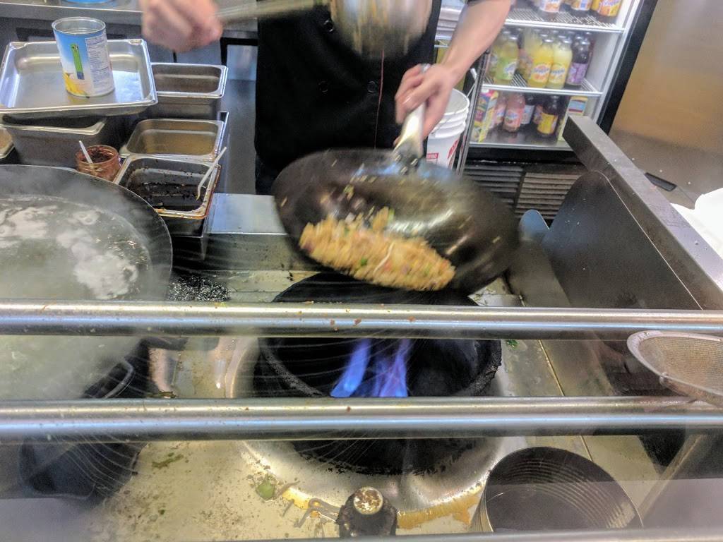 Ruby Thai | restaurant | 400 Commons Way, Bridgewater, NJ 08807, USA | 9085268825 OR +1 908-526-8825