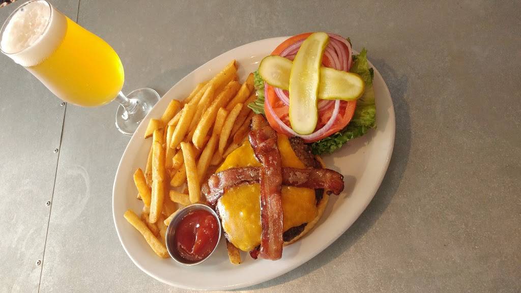 The Grist Bar and Table | restaurant | 103 S Main St, Lake Mills, WI 53551, USA | 9209452122 OR +1 920-945-2122