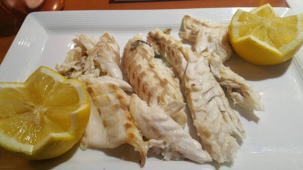 Finos Family Dining | restaurant | 5115 Dixie Hwy, Waterford Twp, MI 48329, USA | 2486189141 OR +1 248-618-9141