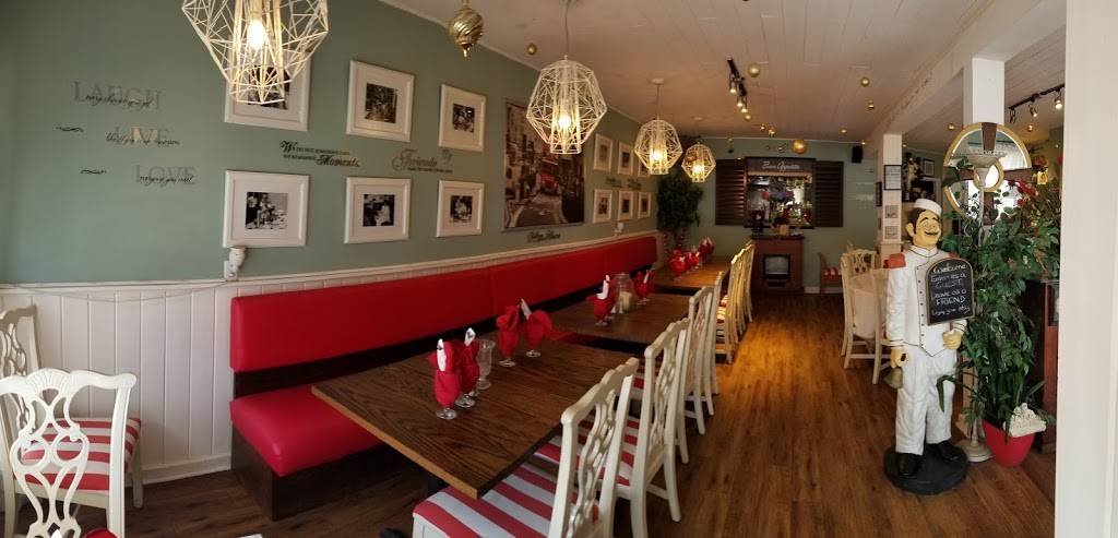 The Village Restaurant | restaurant | 60 Queen St S, Tottenham, ON L0G 1W0, Canada | 9059362100 OR +1 905-936-2100