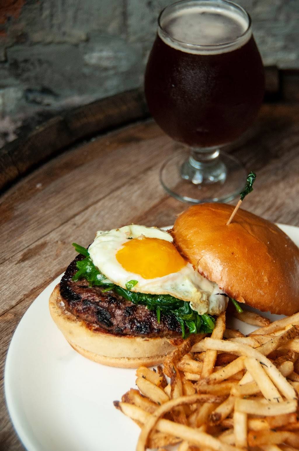 Jolly Pumpkin Café & Brewery | restaurant | 218 Albert St, East Lansing, MI 48823, USA | 5178582100 OR +1 517-858-2100
