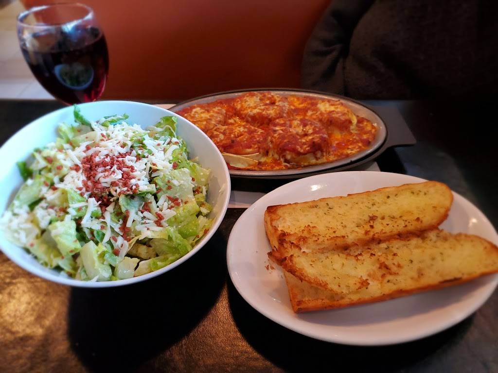 Restaurant MED Pizza Cowansville | restaurant | 434 Rue du Sud, Cowansville, QC J2K 2X7, Canada | 4502661266 OR +1 450-266-1266