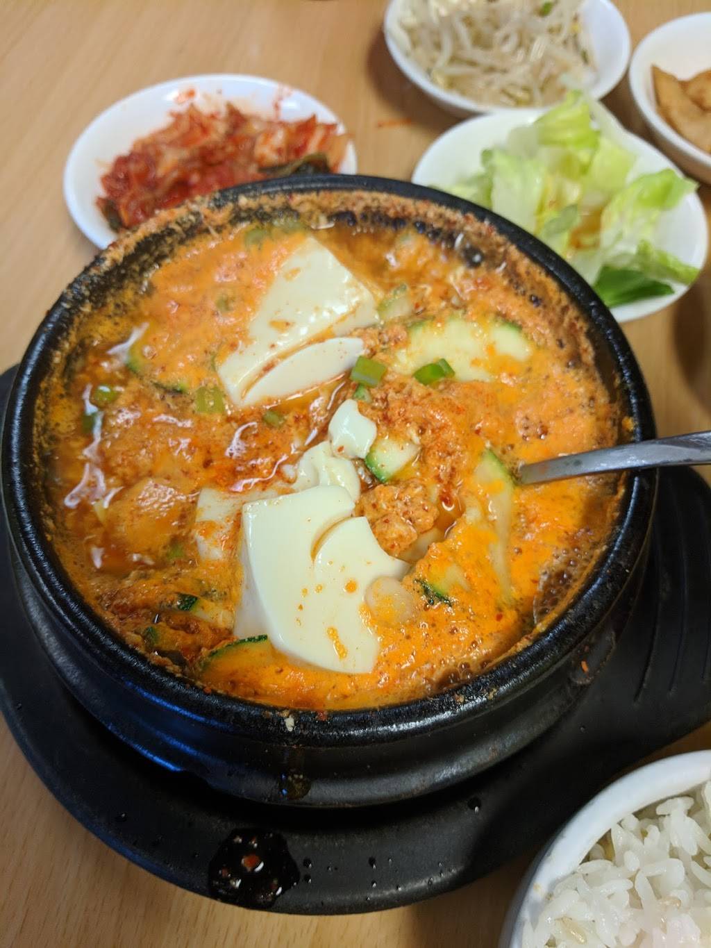 Chois Restaurant | restaurant | 311 Dominik Dr, College Station, TX 77840, USA | 9797037911 OR +1 979-703-7911