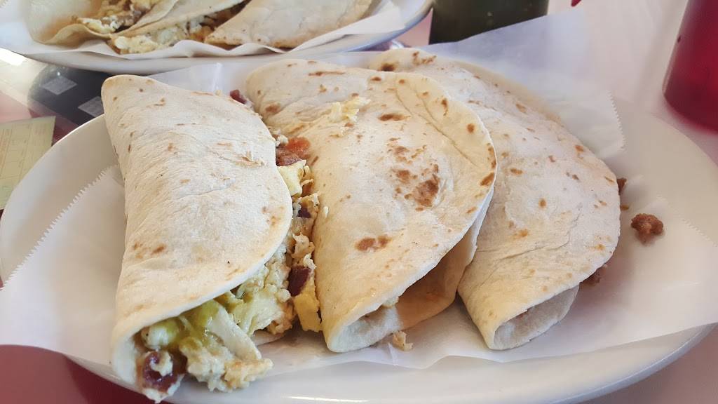 Agave Grill | restaurant | 9307 Broadway St, San Antonio, TX 78217, USA | 2108240777 OR +1 210-824-0777