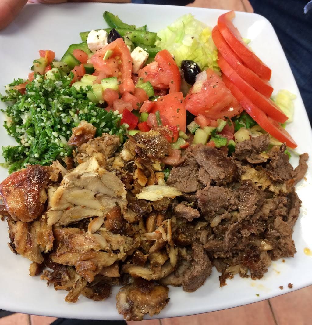 Ali Babas | restaurant | 2549 Yonge St, Toronto, ON M4P 2H9, Canada | 6473520334 OR +1 647-352-0334