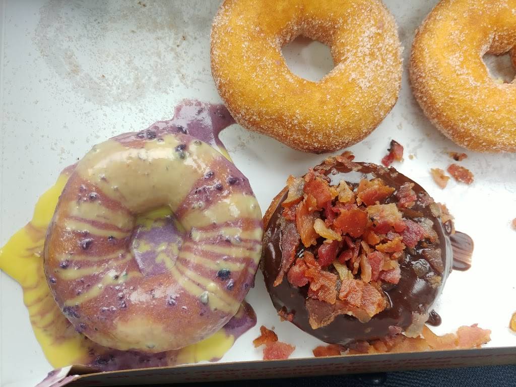 Duck Donuts | cafe | 586 Veterans Memorial Hwy #1b, Hauppauge, NY 11788, USA | 6316568400 OR +1 631-656-8400