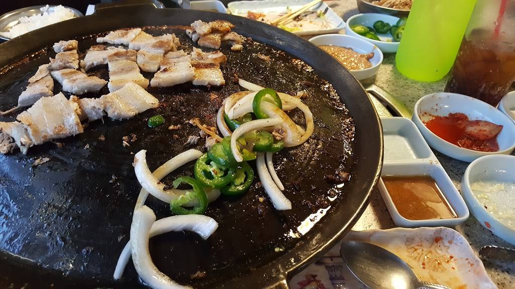 Castle B.B.Q. | restaurant | 473 N Western Ave, Los Angeles, CA 90004, USA | 3234673813 OR +1 323-467-3813