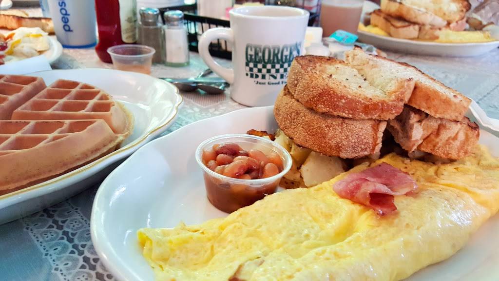 Georges Diner | restaurant | 10 Plymouth St, Meredith, NH 03253, USA | 6032798723 OR +1 603-279-8723