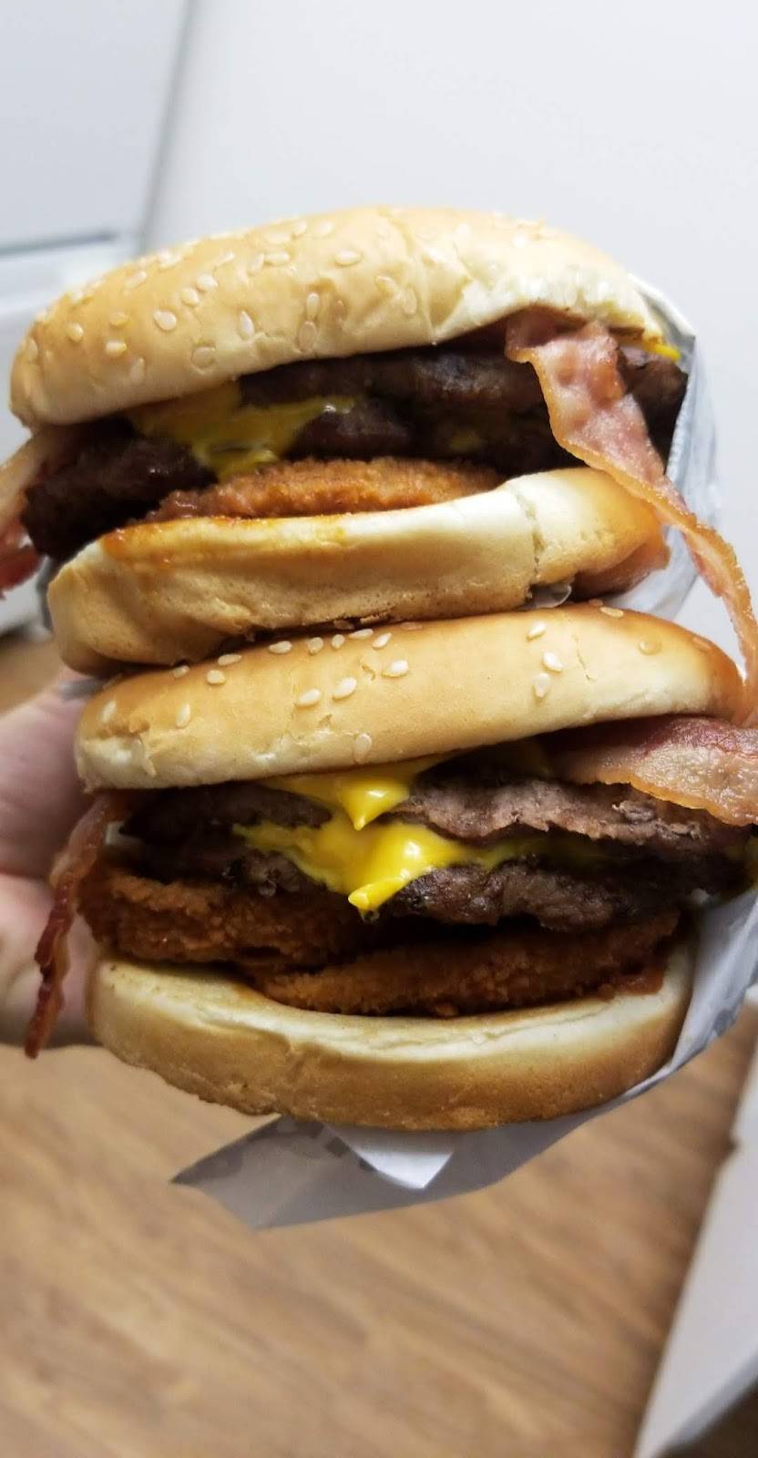 Carls Jr. | restaurant | 18032 Culver Dr, Irvine, CA 92612, USA | 9497860612 OR +1 949-786-0612