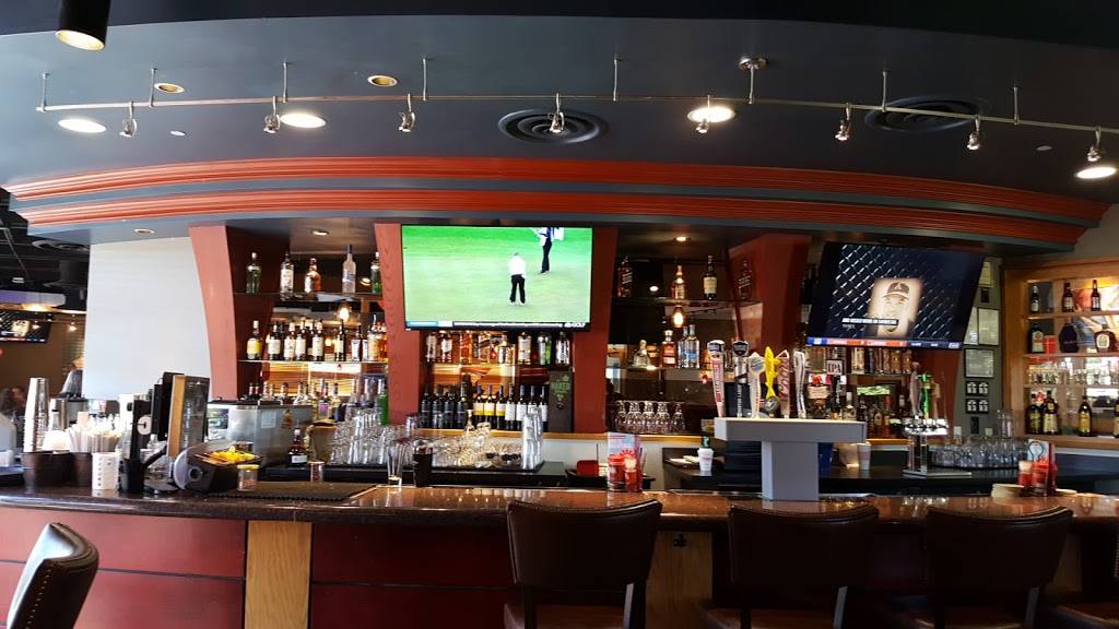 Red Robin Gourmet Burgers and Brews | restaurant | 1 Halfmoon Crossing, Clifton Park, NY 12065, USA | 5183481536 OR +1 518-348-1536