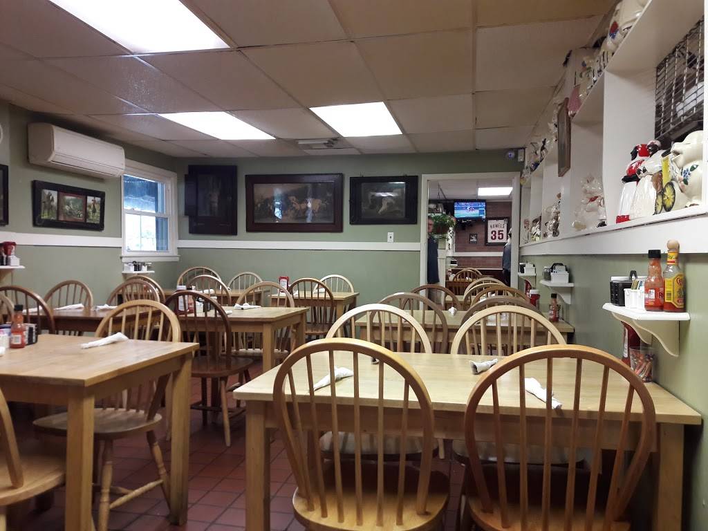 Country Deli | restaurant | 1176 Middletown Rd, Gradyville, PA 19039, USA | 6105583354 OR +1 610-558-3354
