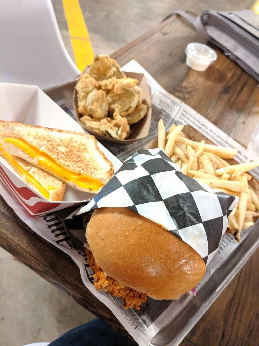 FHGP | restaurant | 321 W Main St, Grand Prairie, TX 75050, USA | 3109271411 OR +1 310-927-1411