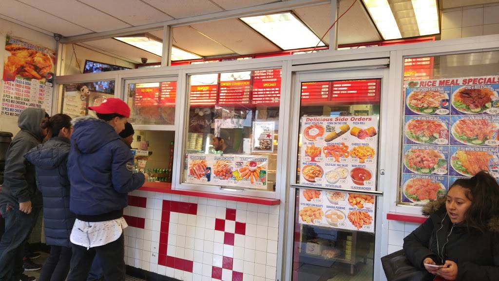 Kennedys Chicken & Sandwiches | restaurant | 495 E 138th St, Bronx, NY 10454, USA | 7184012360 OR +1 718-401-2360