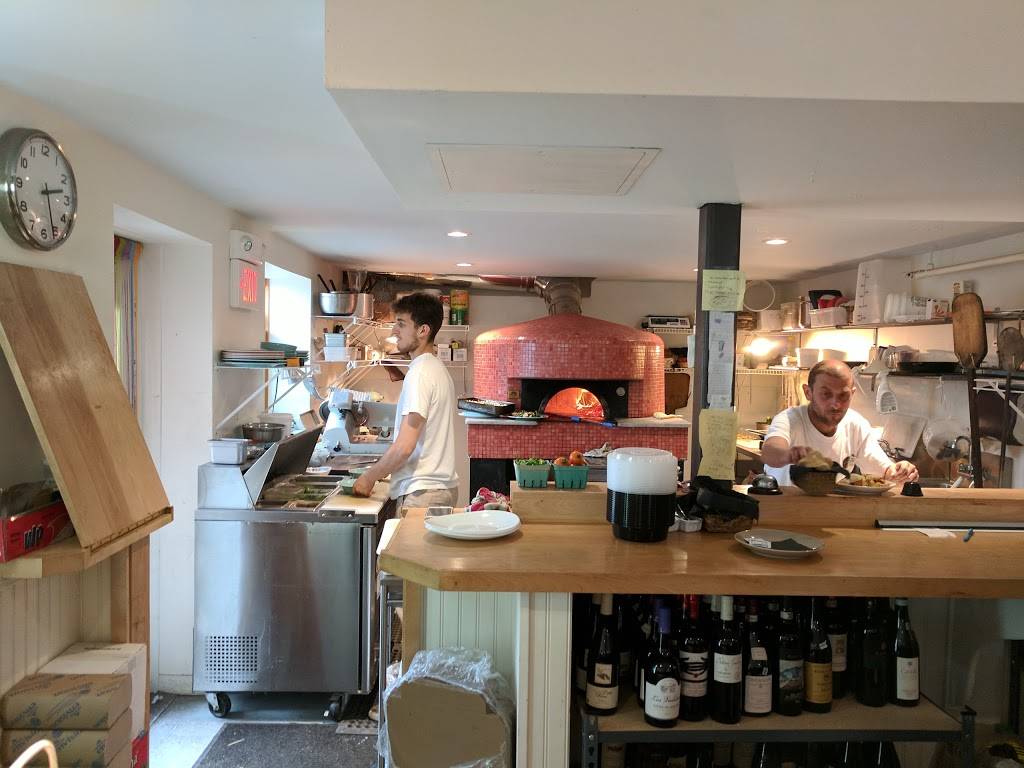 Meanwhile in Belfast | restaurant | 2 Cross St, Belfast, ME 04915, USA | 2072181288 OR +1 207-218-1288