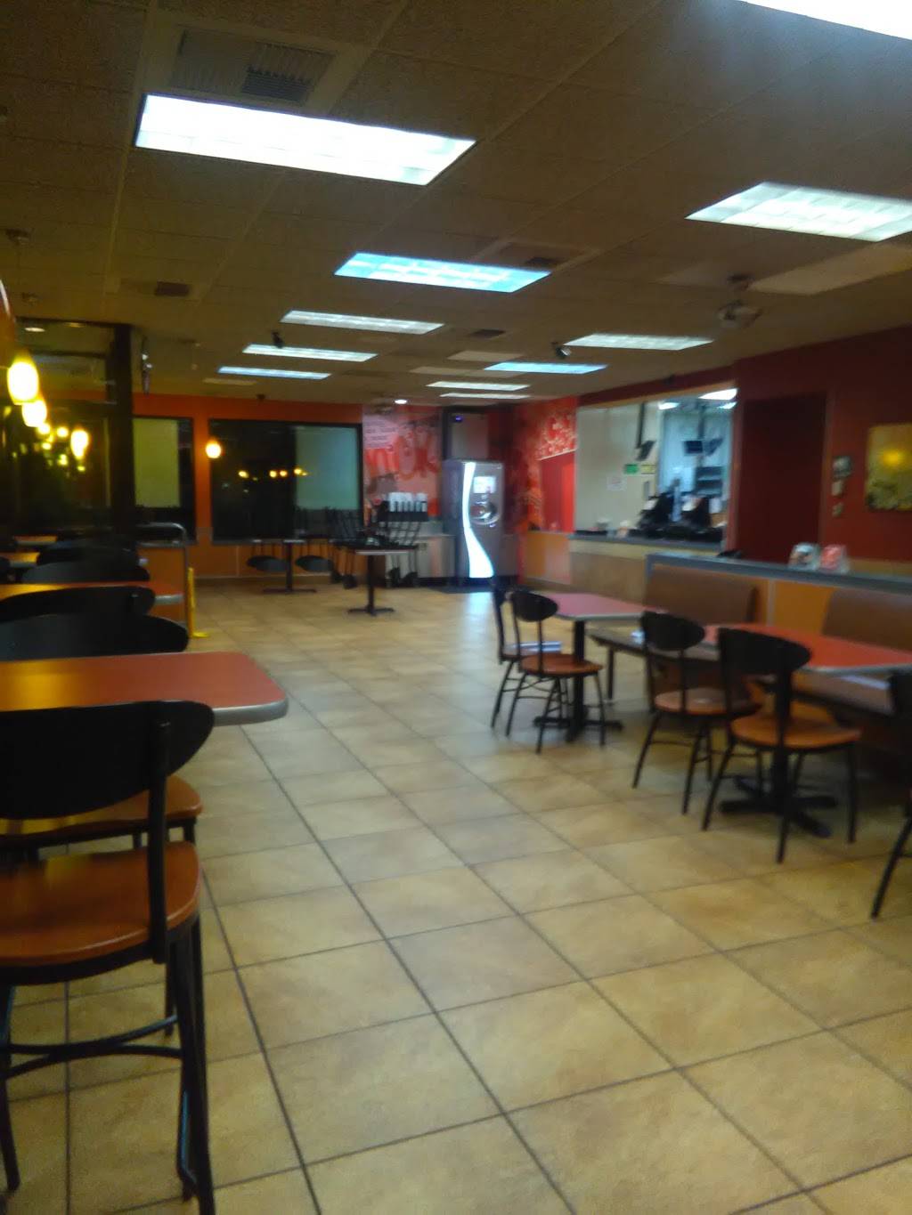 Jack in the Box | restaurant | 3706 S Zarzamora St, San Antonio, TX 78225, USA | 2109223769 OR +1 210-922-3769
