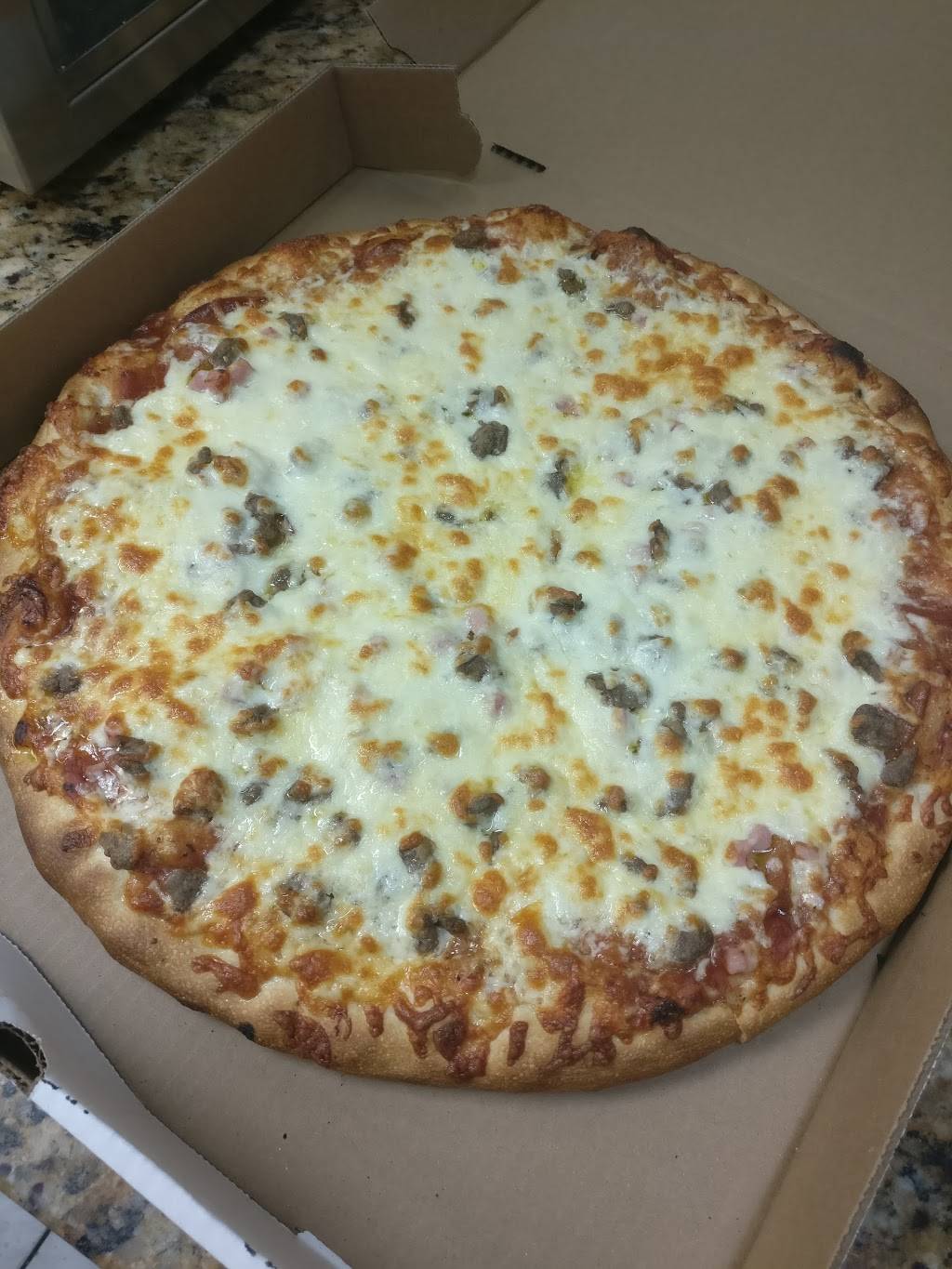 House Of Pizza | restaurant | 160 Richmond Rd, Ottawa, ON K1Z 6W2, Canada | 6137282422 OR +1 613-728-2422