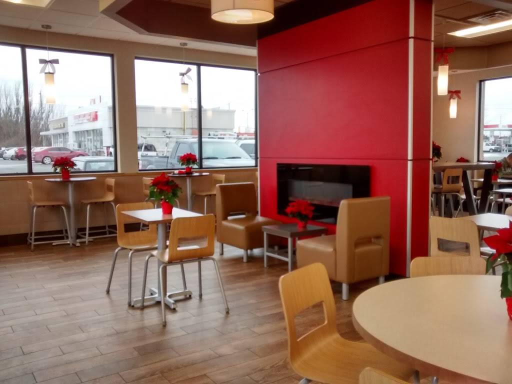 Wendys | restaurant | 415 Woodlawn Rd W, Guelph, ON N1H 7M1, Canada | 5198210999 OR +1 519-821-0999