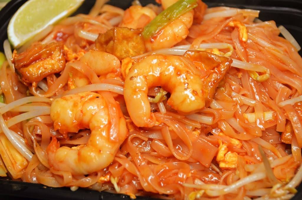 Thai Villa | restaurant | 84 First Commerce Dr #2, Aurora, ON L4G 0H5, Canada | 9058418878 OR +1 905-841-8878