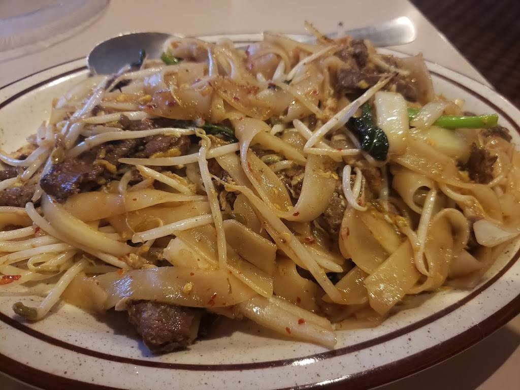 Thai Lily Cuisine & Yakitori 8 | restaurant | 319 N Chelton Rd, Colorado Springs, CO 80909, USA | 7195978374 OR +1 719-597-8374