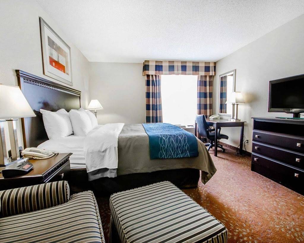 Comfort Inn & Suites | restaurant | 1001 Paige Pl, La Grange, KY 40031, USA | 5022225678 OR +1 502-222-5678