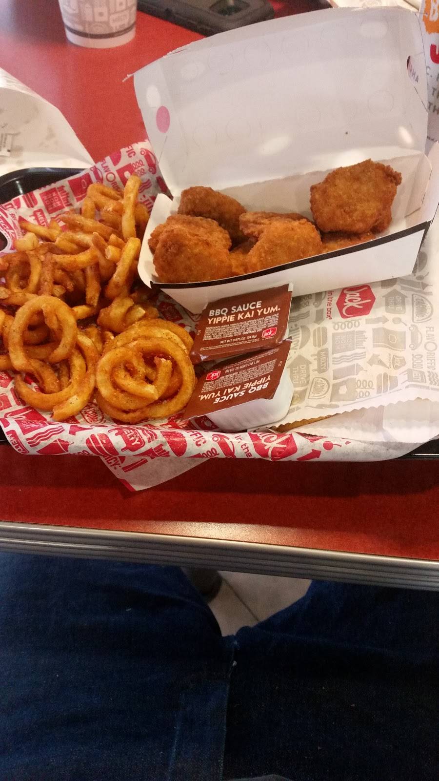 Jack in the Box | restaurant | 1734 E Division St, Arlington, TX 76011, USA | 8178605842 OR +1 817-860-5842