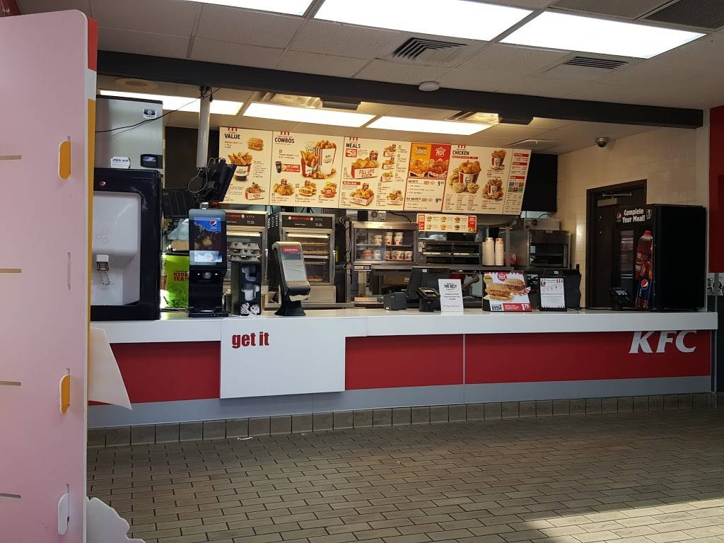 KFC | restaurant | 4250 Aloma Ave, Winter Park, FL 32792, USA | 4076774970 OR +1 407-677-4970